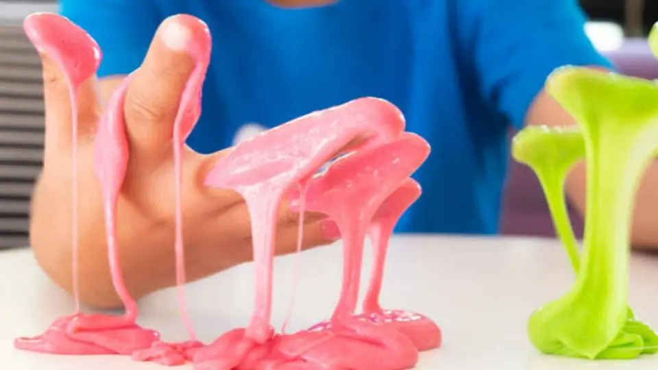 slime on hands